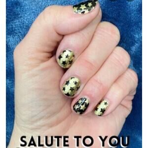 Color Street Nail Strips Salute to You, Retired Set Military Veteran